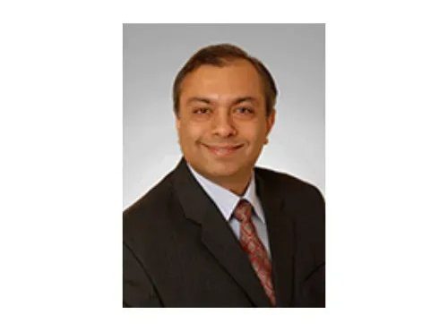 6269-munish-loomba-md-headshot