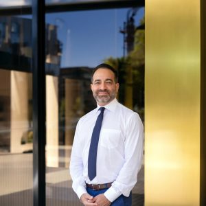 6280-shahbaz-farnad-md-headshot