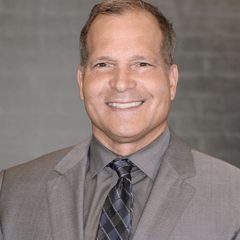 6456-thomas-m-basch-md-headshot