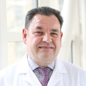 6508-oscar-de-leon-casasola-md-headshot