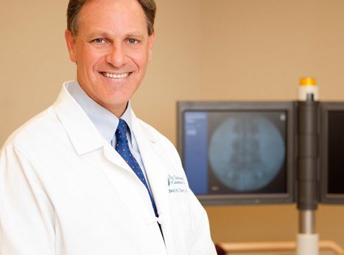 6690-edward-tavel-md-headshot