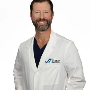 6741-gavin-kolodge-do-headshot