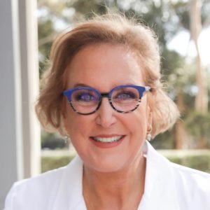 6761-lisa-b-barr-md-headshot