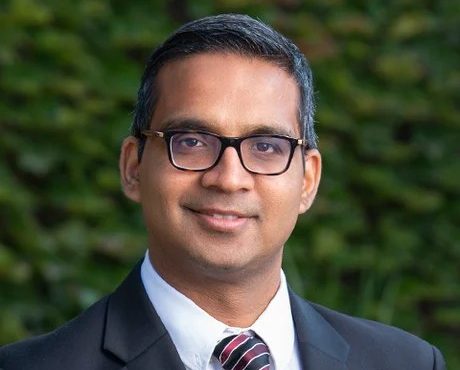 6774-kartic-rajput-md-phd-headshot