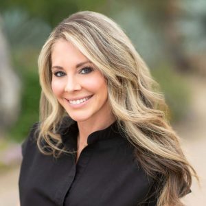 6900-brooke-blumetti-do-headshot
