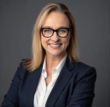Jennifer Davies, MD, ENT specialist in Fresno