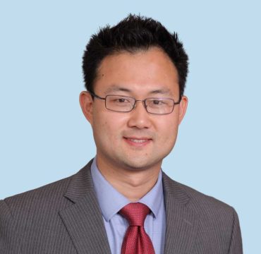 Seung Jin Yi, MD, orthopedic surgeon in Tampa